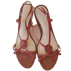 Ann Taylor Strappy Leather Small Heel Sandal Shoe Size 6M